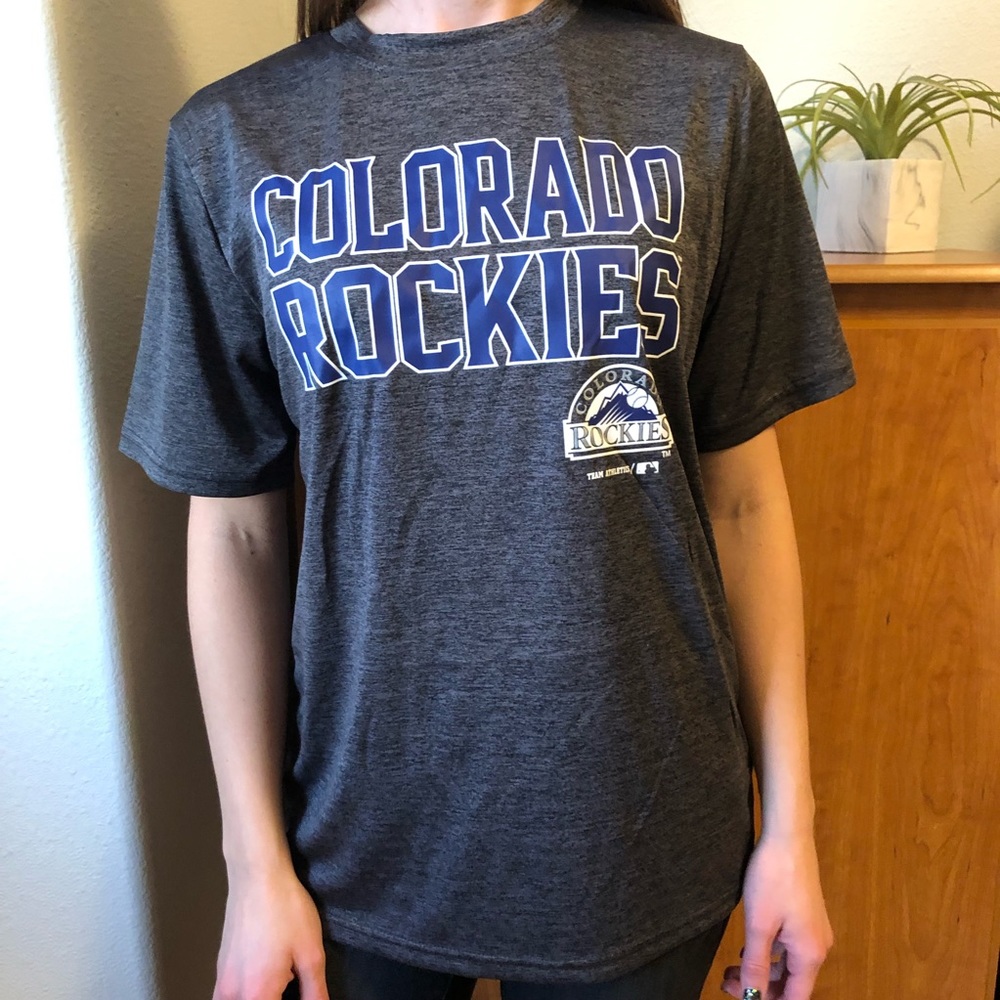 NWT Colorado Rockies Sports Tee ⚾️💜